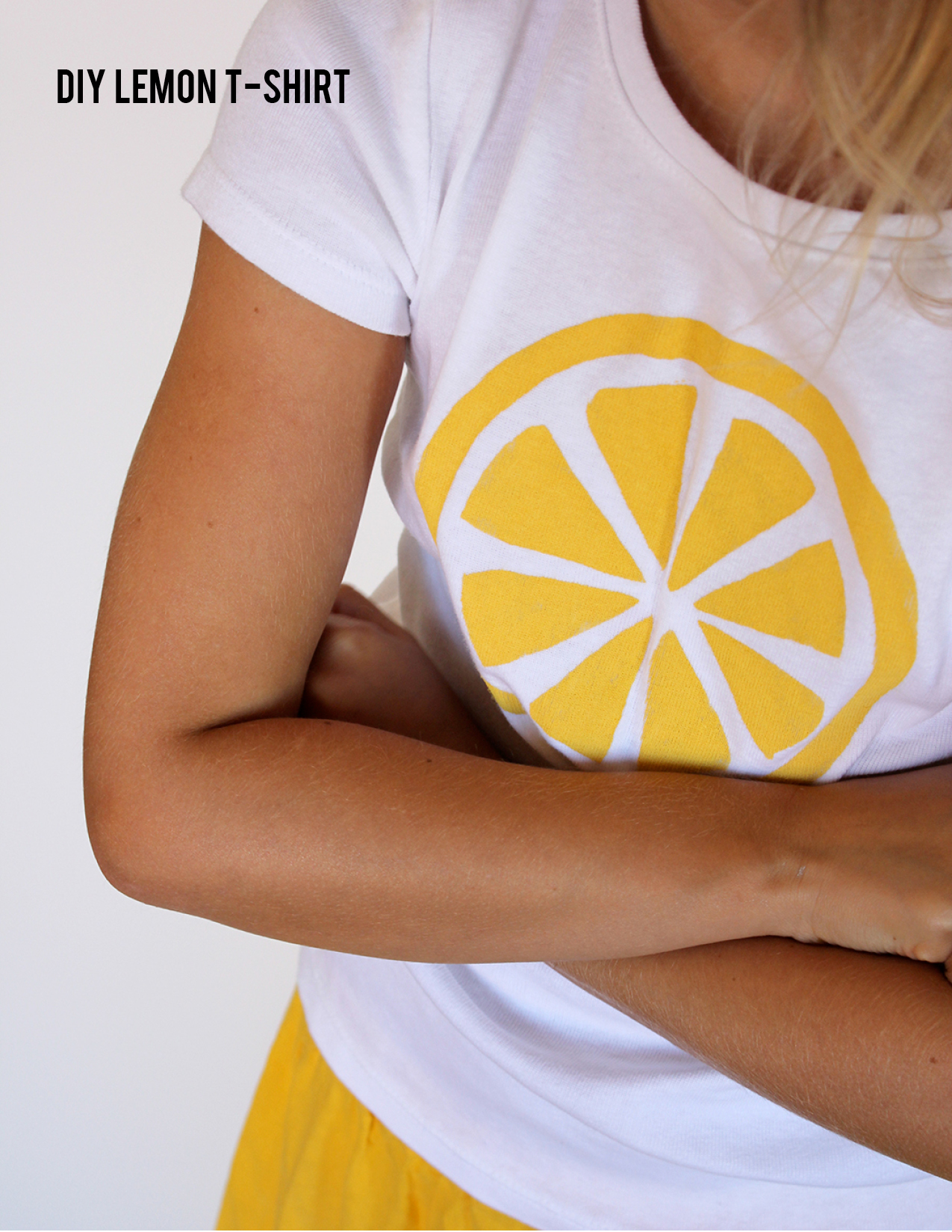 DIY-lemon-t-shirt-1 // aliceandlois.com