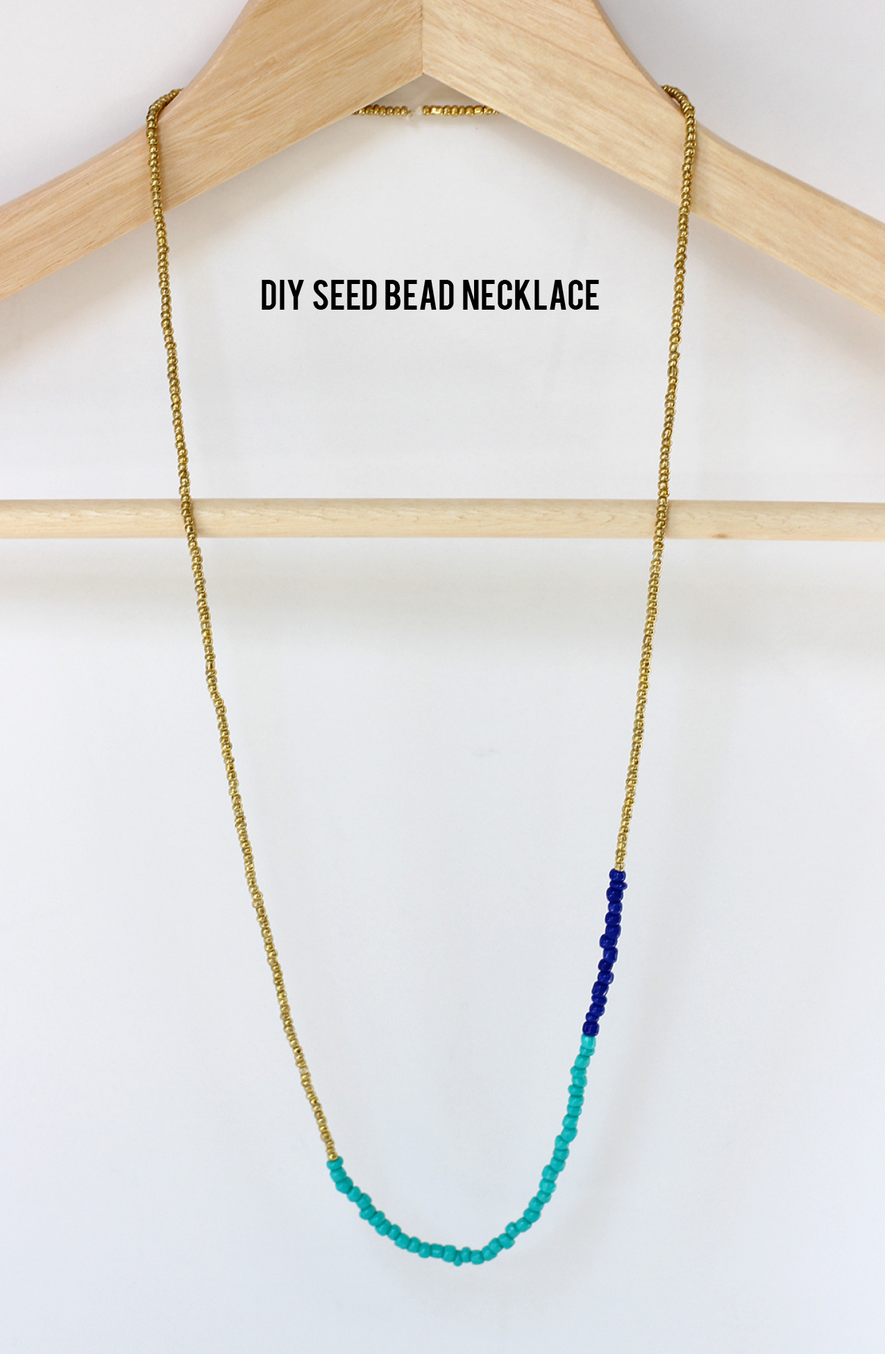 DIY Seed Bead Necklace // aliceandlois.com